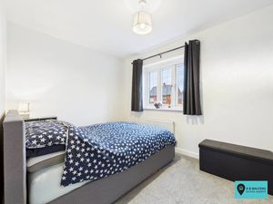 Bedroom- click for photo gallery